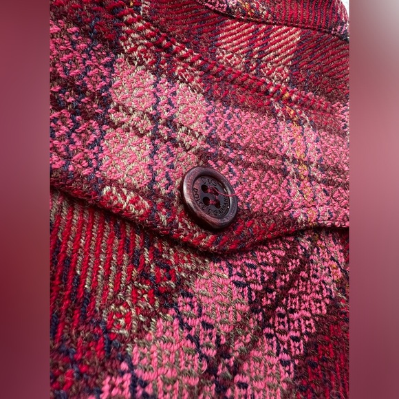 Dolce and Gabbana Red plaid skirt Y2K - Picture 4 of 4